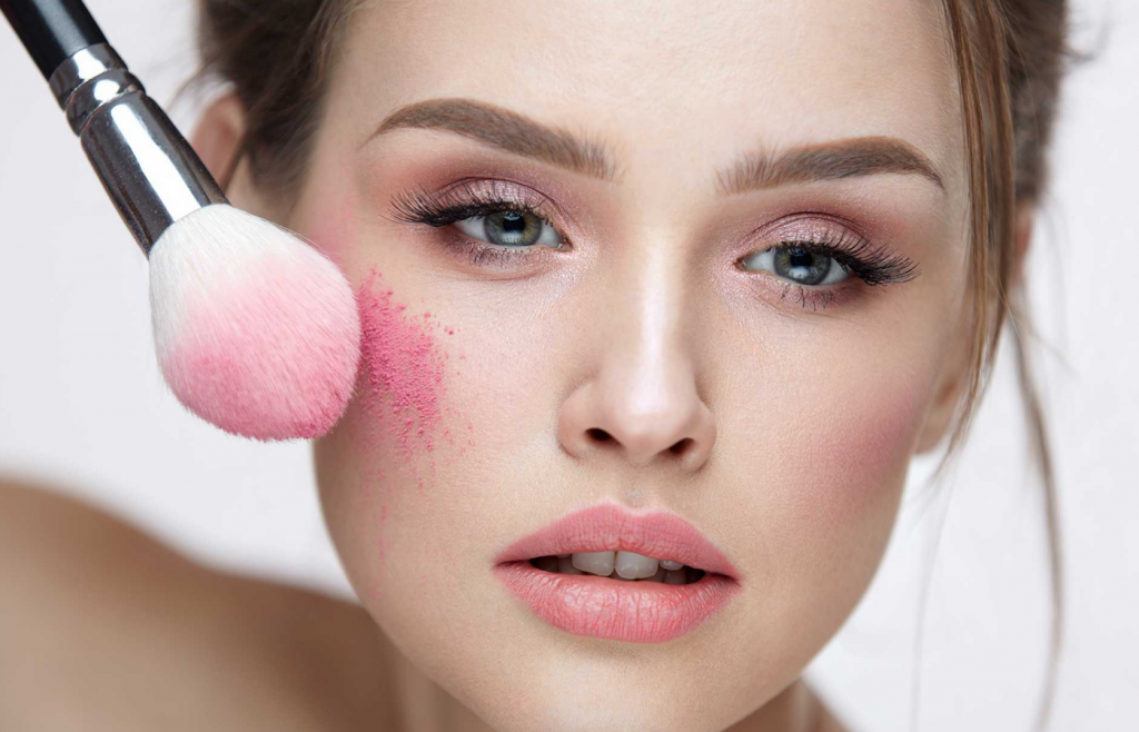 features-of-a-good-blush-and-how-they-can-benefit-your-makeup-routine